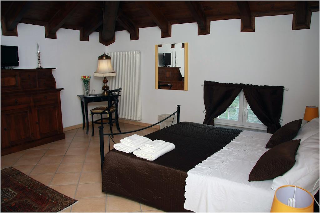 Villa Sassi Ac Alessandria Habitación foto